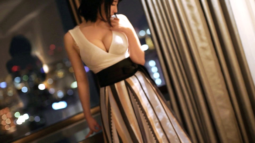 番号259LUXU-935,出演“向井花”芭蕾讲师