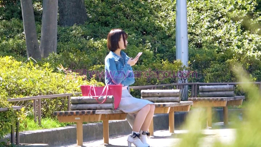 【261ARA-281】短发非常可爱的女孩小雏