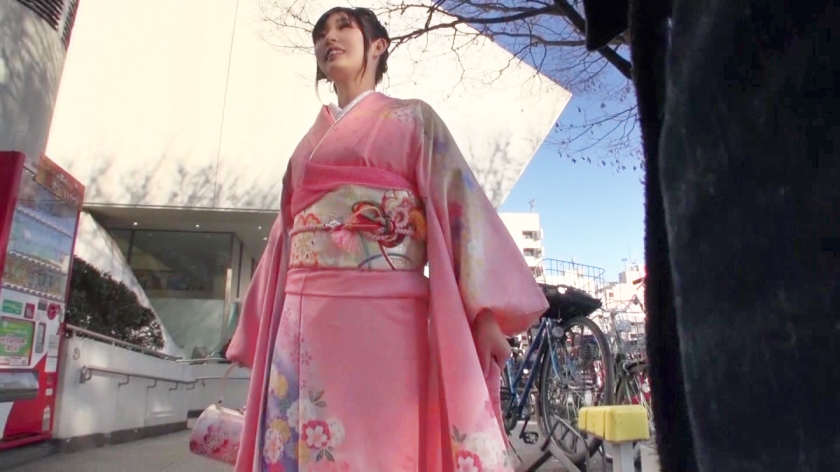 326EVA-022搭讪礼盛装的美少女大声