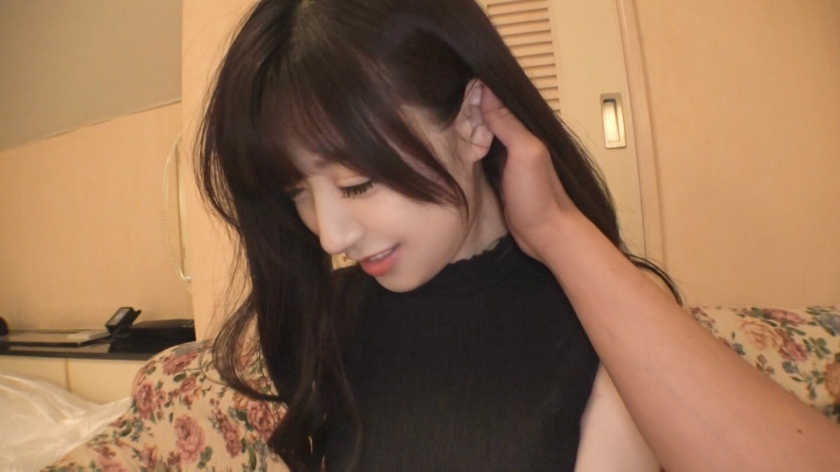 SIRO-3885气氛轻盈的素人姐姐