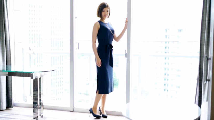 259LUXU-1171三池香奈小姐职业是平面设计师