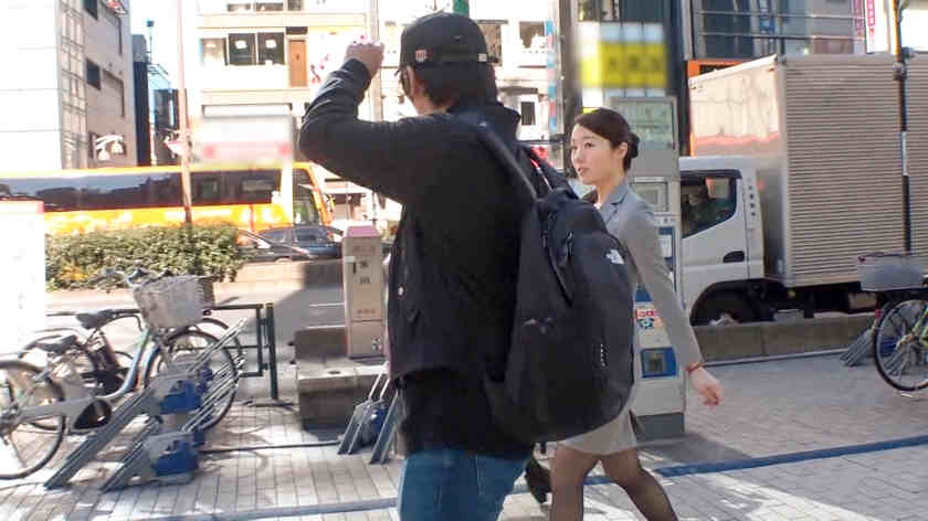 200GANA-2264新宿搭讪丝袜OL