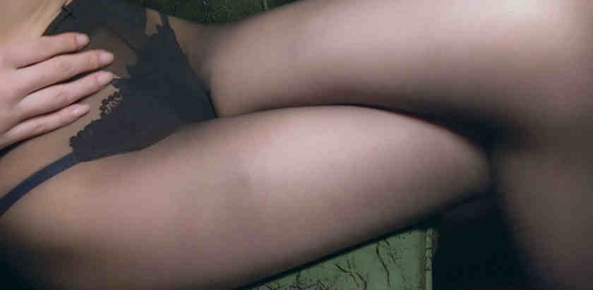 201KNMB-009丝袜美腿OL