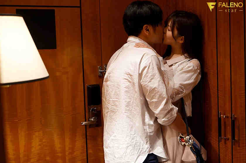 406FSDSS-258丝袜美腿OL