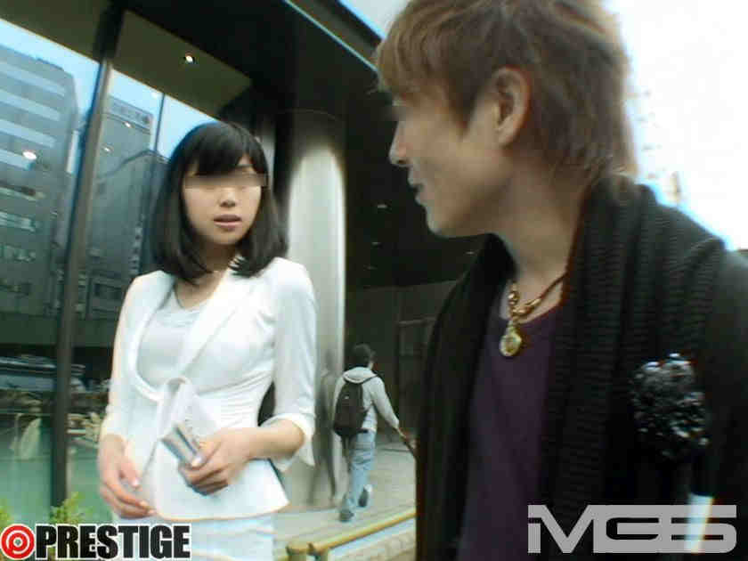 YRZ-009丝袜美腿OL