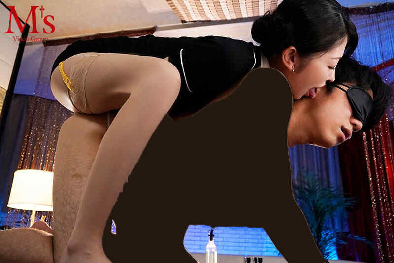 mvsd00579丝袜美腿森日向子