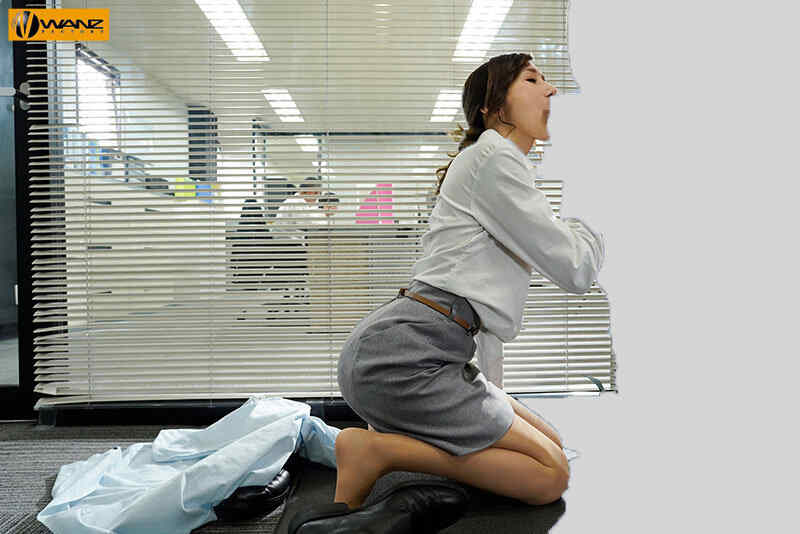 waaa00343黑丝美腿OL