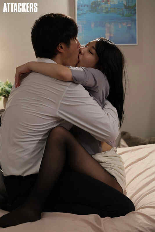 adn00541肉丝袜美腿OL西野絵美