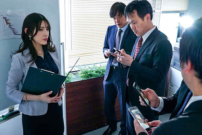 ngod00211黑丝美腿OL