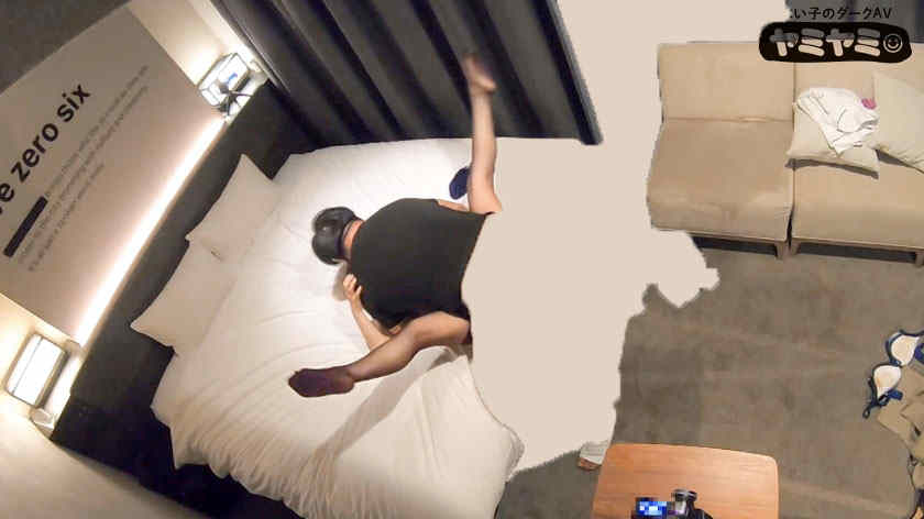 777YMYM-044肉丝袜美腿OL