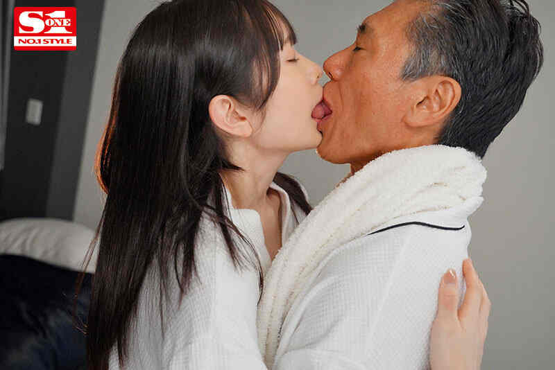 sone00467白上咲花新作品